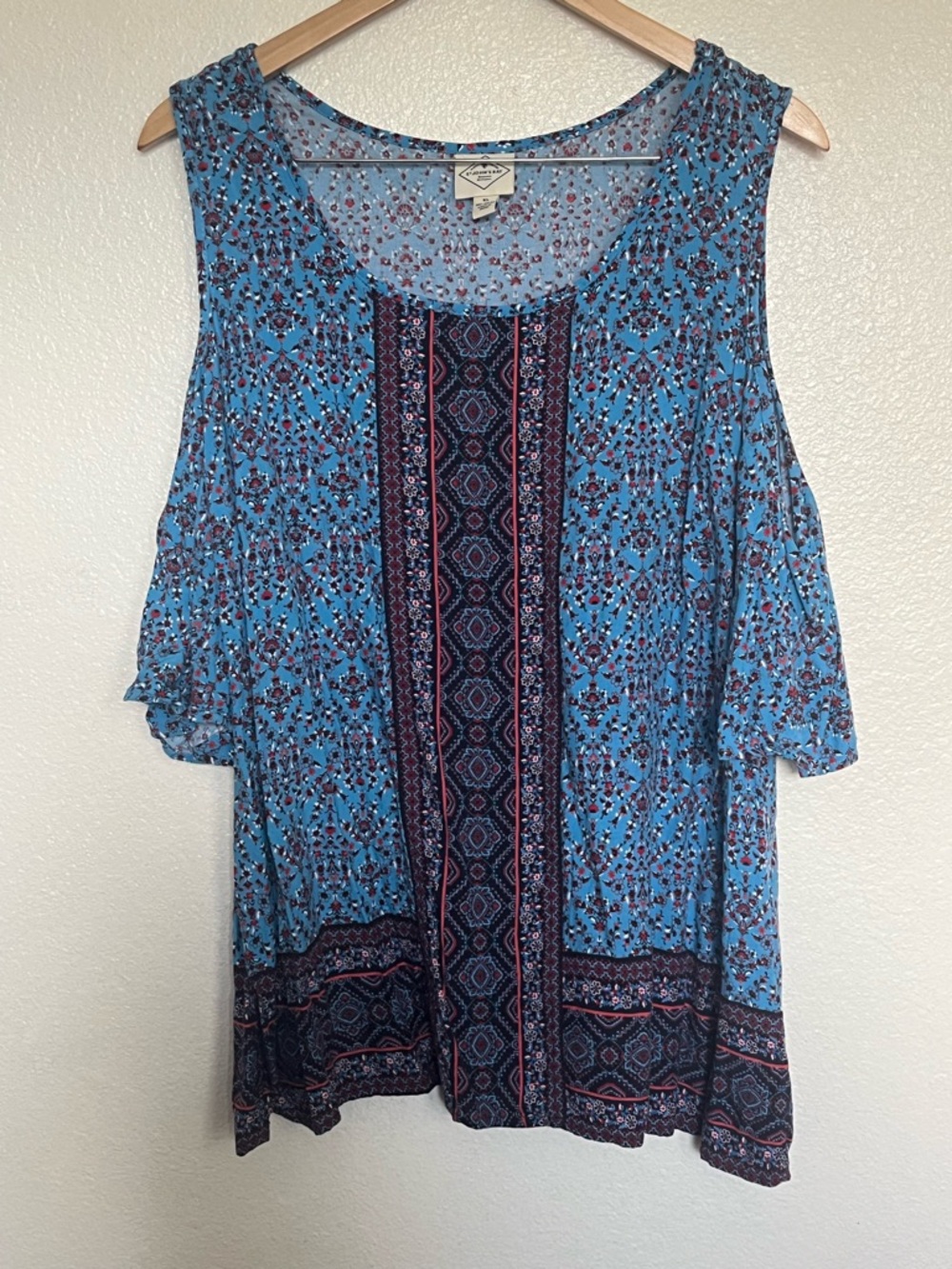 St. John's Bay Light Blue Floral Rayon Shoulder Top with Red Accents XL Boho